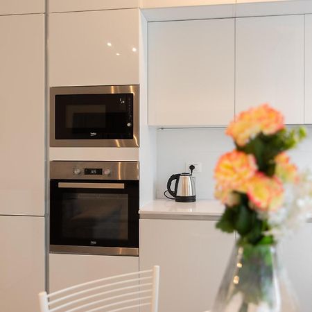 Audrey Flat - Stazione Milano Centrale Appartement Buitenkant foto