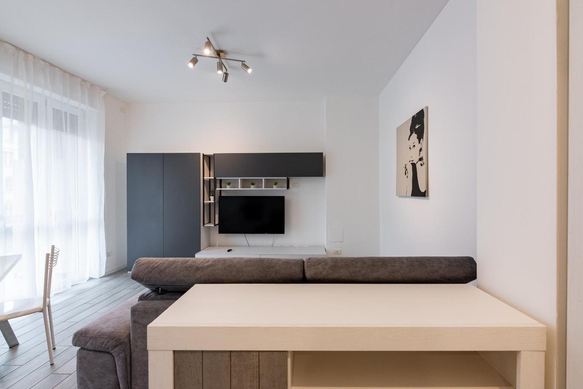 Audrey Flat - Stazione Milano Centrale Appartement Buitenkant foto