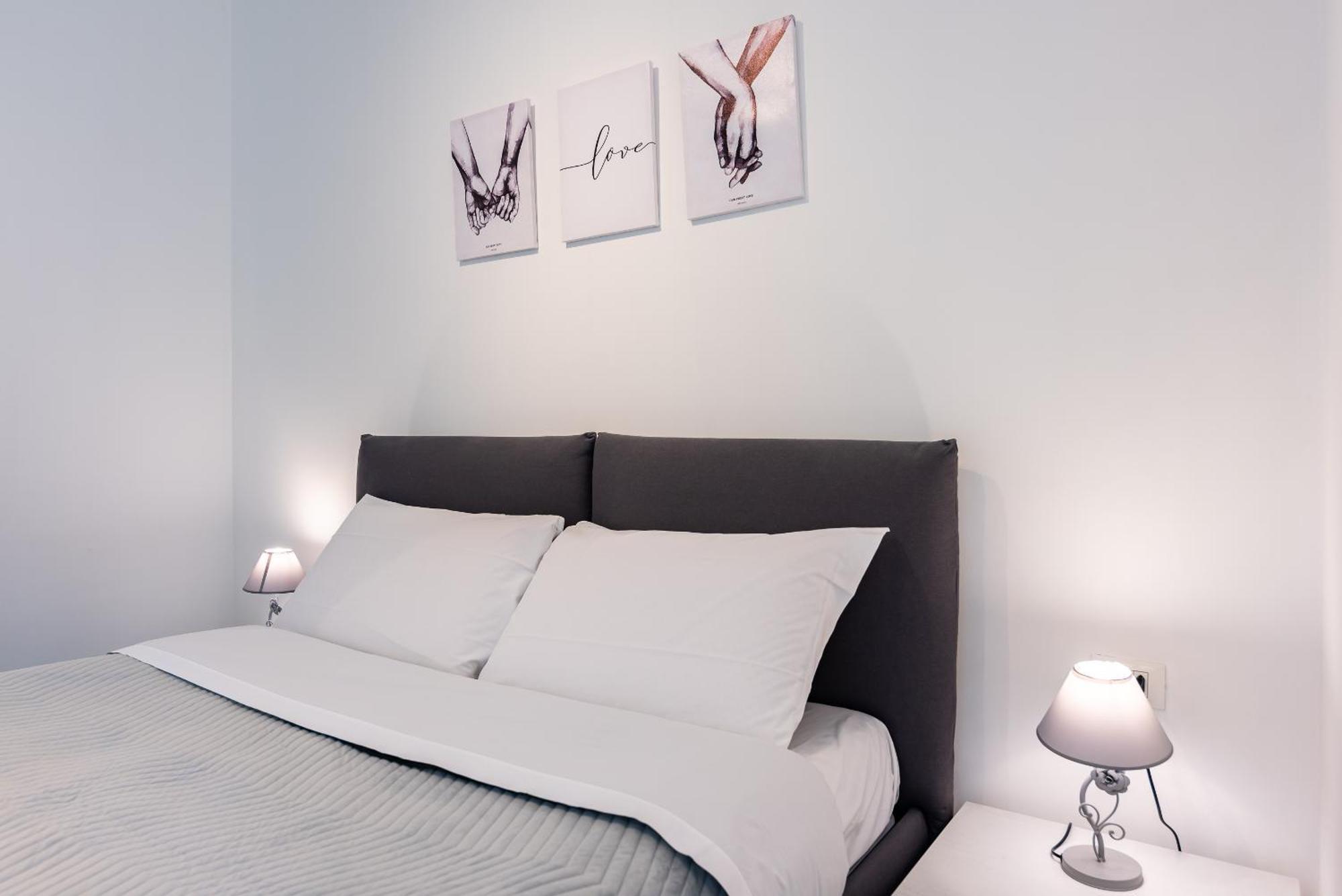 Audrey Flat - Stazione Milano Centrale Appartement Buitenkant foto