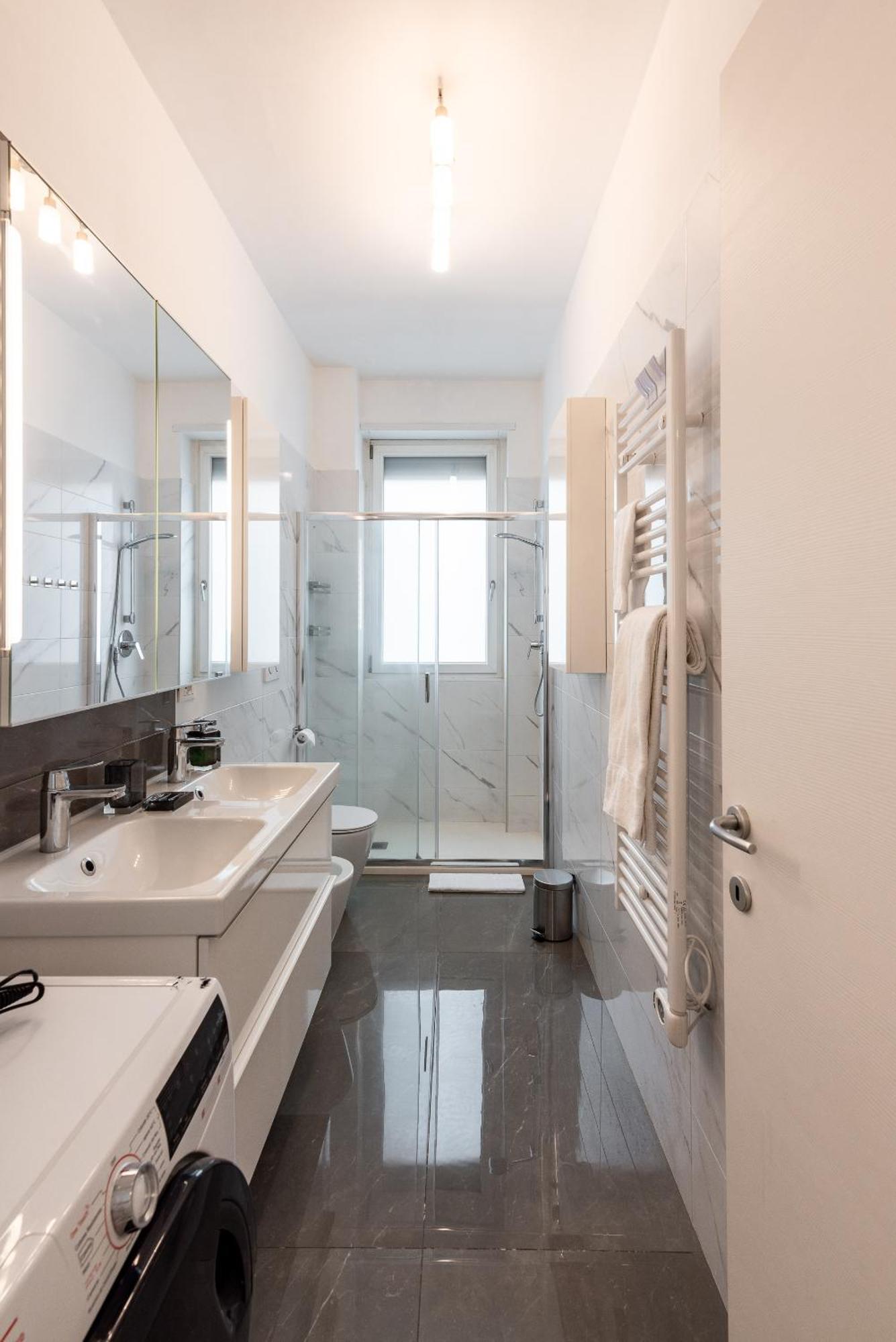 Audrey Flat - Stazione Milano Centrale Appartement Buitenkant foto